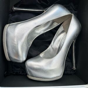YSL Heels Size 8.5